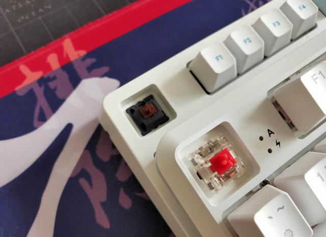 一文看懂：黑爵K870T蓝牙无线红轴机械键盘和黑爵AJ337游戏鼠标