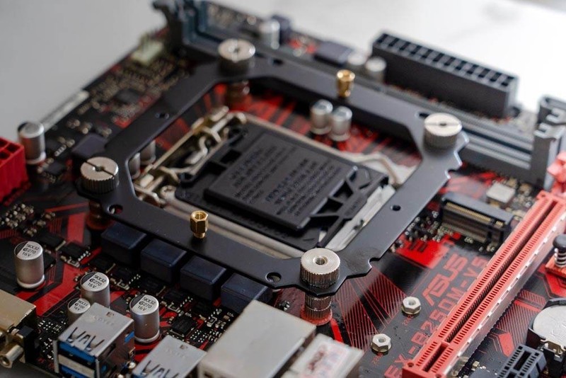 TT TD500P RGB散热器评测：开机后超级炫酷还能高性能散热