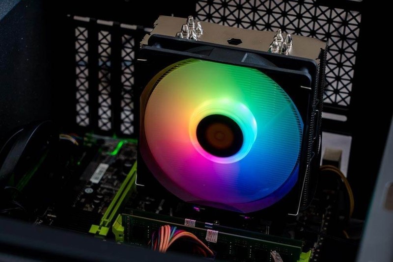 TT TD500P RGB散热器评测：开机后超级炫酷还能高性能散热