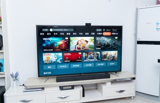 为游戏而生，索尼最平价的替代品，AOC 65G2X游戏电视体验