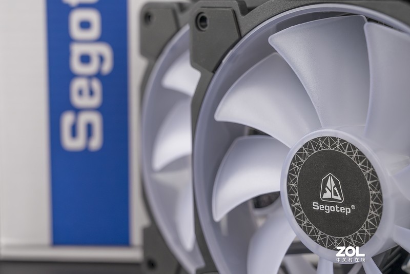 装了这个灯，我就是这条街最靓的仔，玩转全塔RGB主机