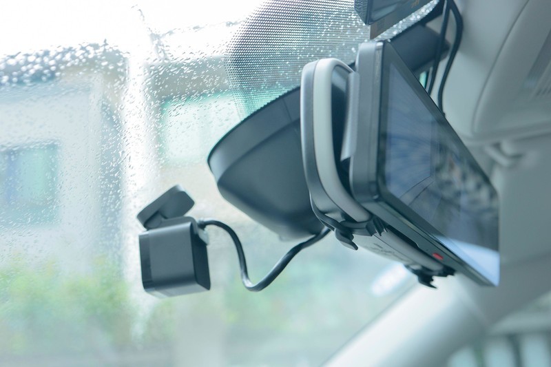 鸿蒙生态新品盯盯拍智慧后视镜S5，让老车一步实现智慧升级