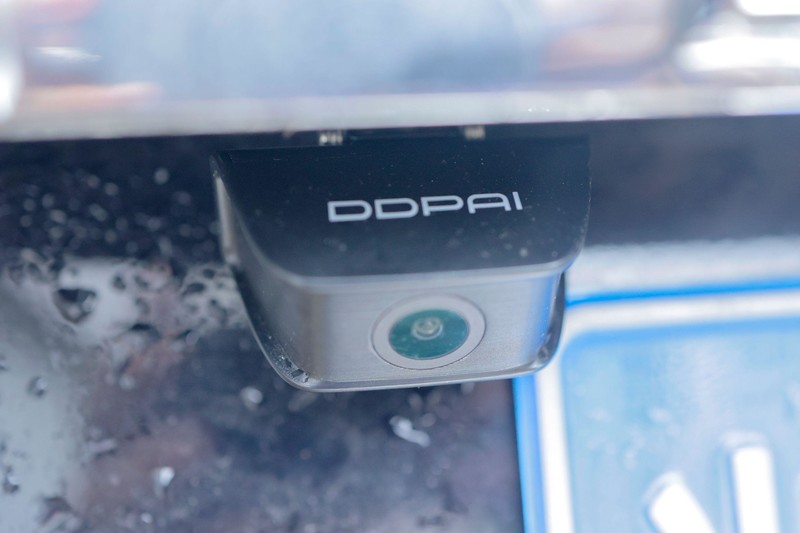 鸿蒙生态新品盯盯拍智慧后视镜S5，让老车一步实现智慧升级