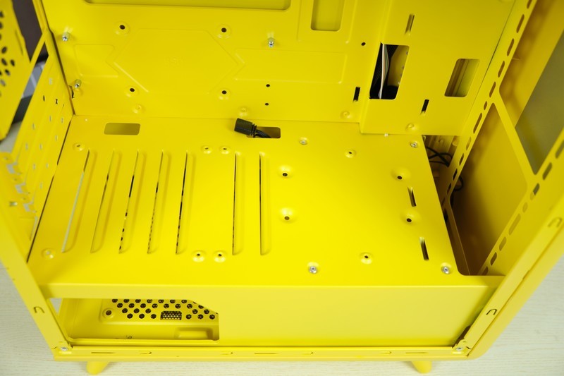 青春活力萌萌哒，金河田萌兜机箱装机体验