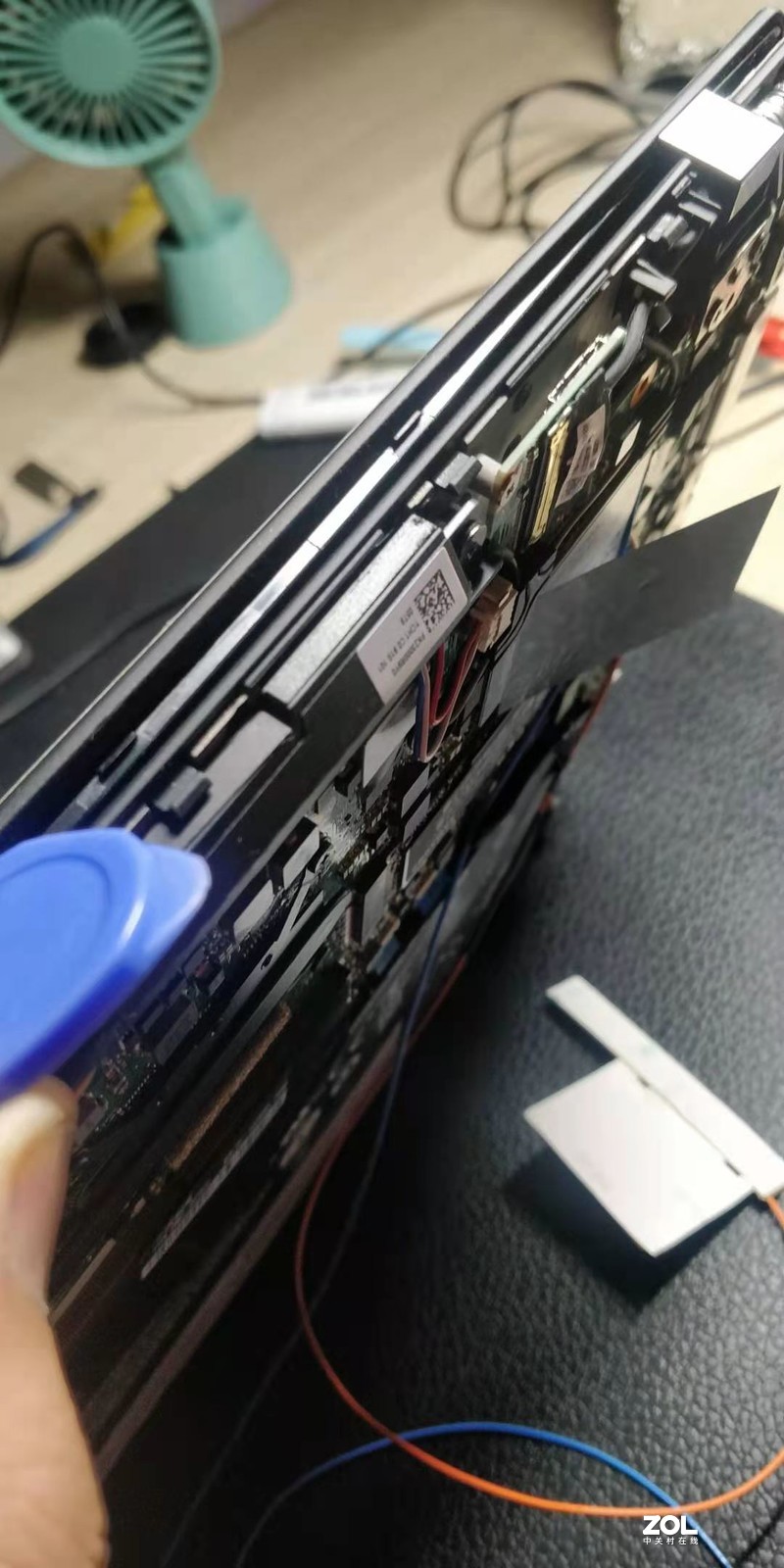 ThinkPad T490 加装4g模块半拆屏走线