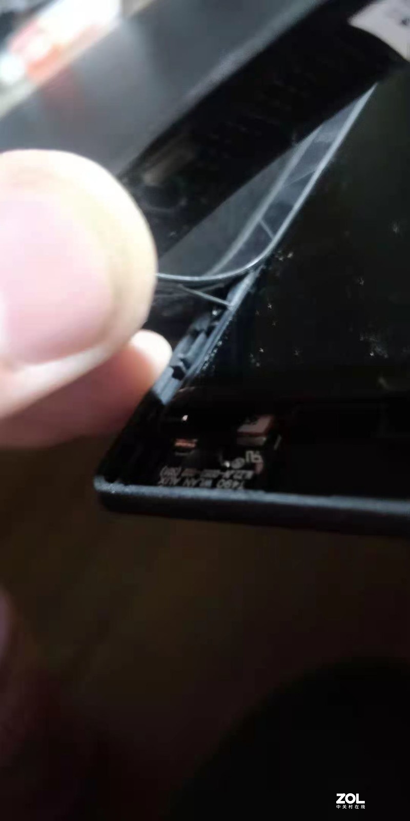 ThinkPad T490 加装4g模块半拆屏走线