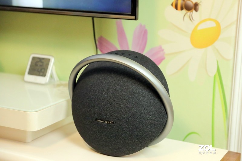 震撼音效，前卫设计，哈曼卡顿音乐行星7代体验