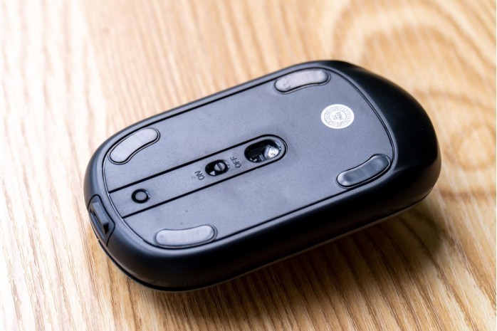 宏碁无线充电键鼠套装体验 有颜值，更实用