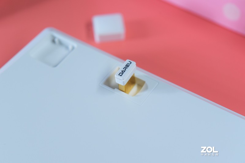 人类高质量粉色外设——DAREU A100致上版全插拔三模RGB机械键盘get