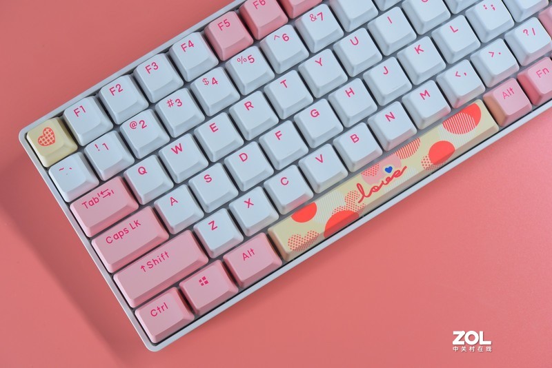 人类高质量粉色外设——DAREU A100致上版全插拔三模RGB机械键盘get