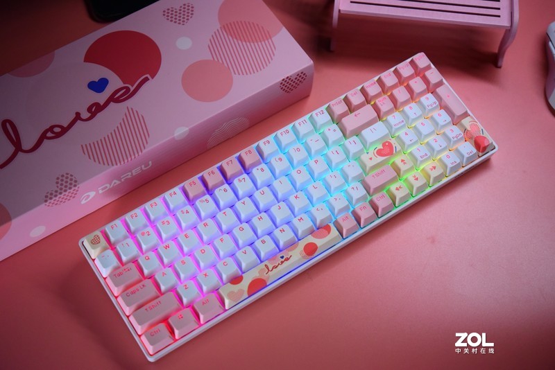 人类高质量粉色外设——DAREU A100致上版全插拔三模RGB机械键盘get