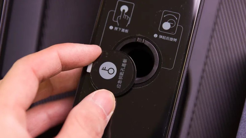 更舒适的开 锁方式，Aqara D100全自动门锁你想拥有吗？