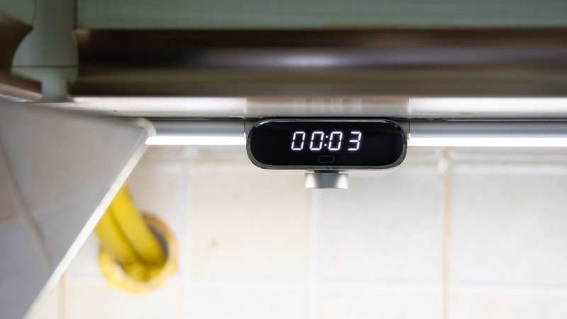 如何让厨房更有氛围？试试这款几光无线橱柜灯