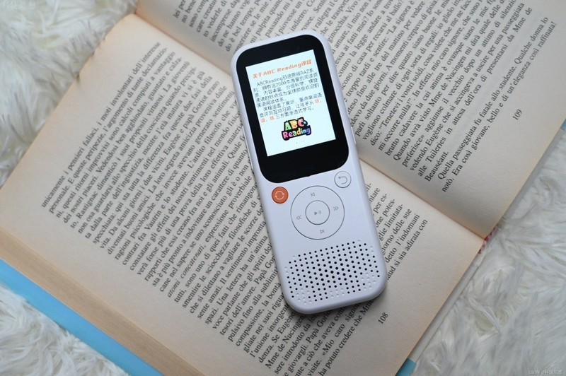 孩子爱的智能听力机，轻松提升英语听说能力，好学多听力熊T3上手