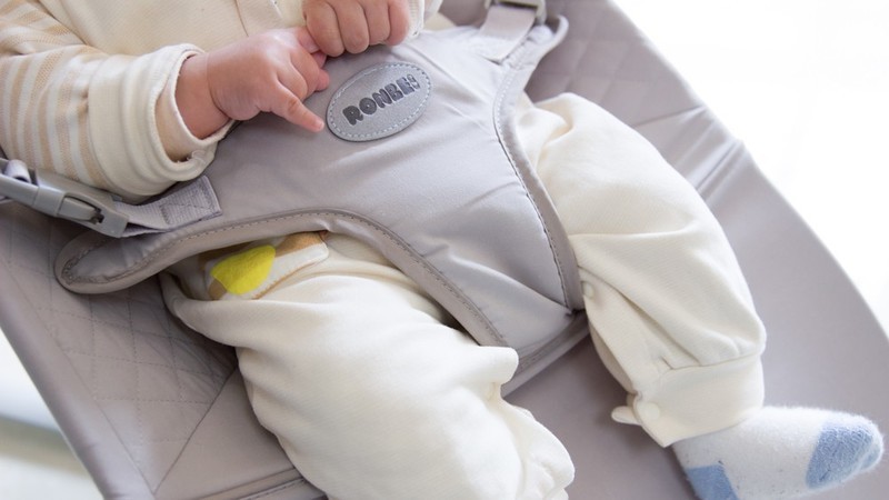 解放双手的哄娃神器，洛贝依多功能弹跳椅评测