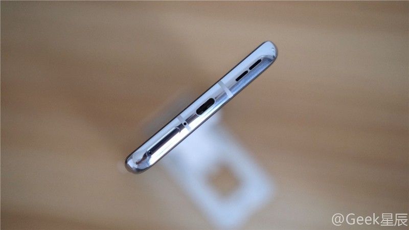 一加9Pro简单测评：游戏性能、高刷屏幕、出色成像！或许很适合你！