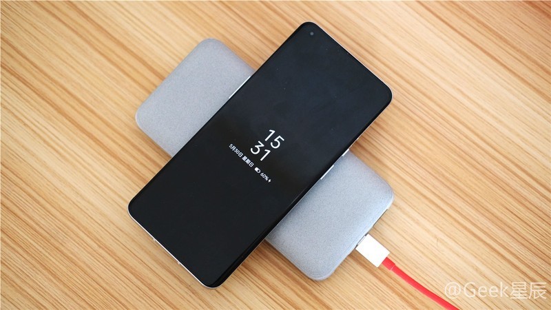 一加9Pro简单测评：游戏性能、高刷屏幕、出色成像！或许很适合你！