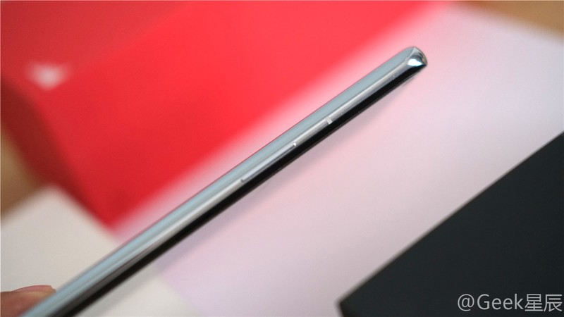 一加9Pro简单测评：游戏性能、高刷屏幕、出色成像！或许很适合你！