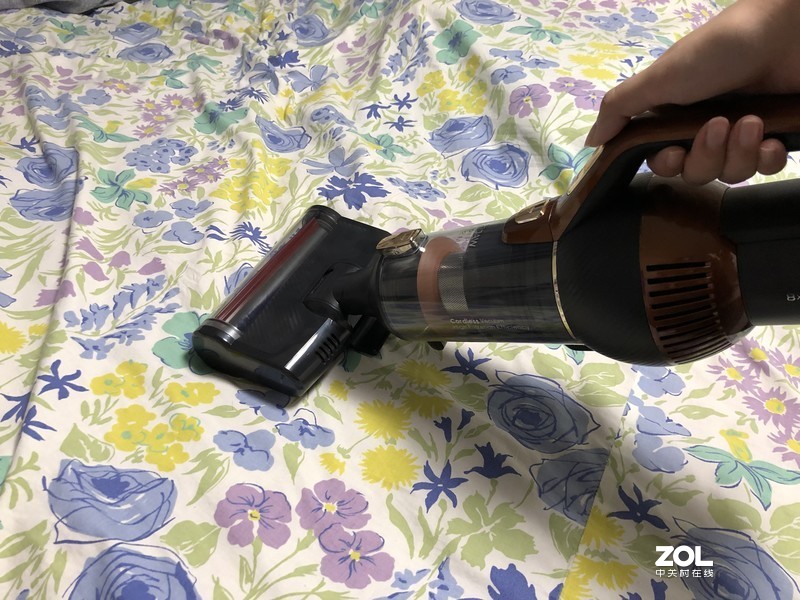 用莱克魔洁M12 MAX吸尘器：做家务好轻松