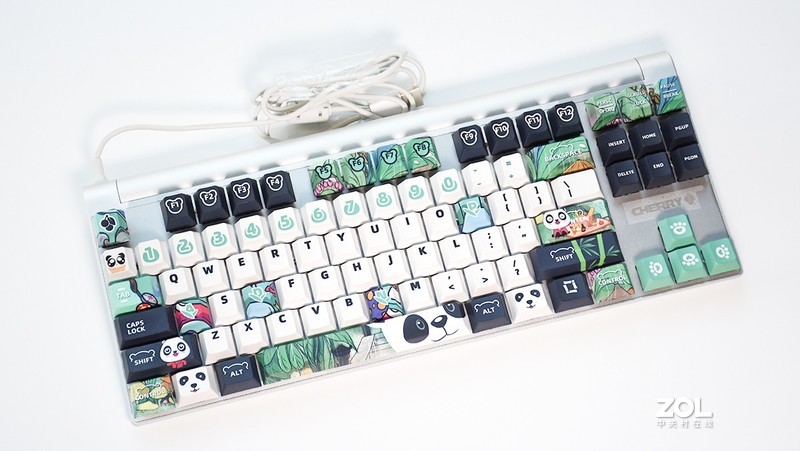 国风配色 扎实体验丨樱桃MX BOARD 8.0机械键盘