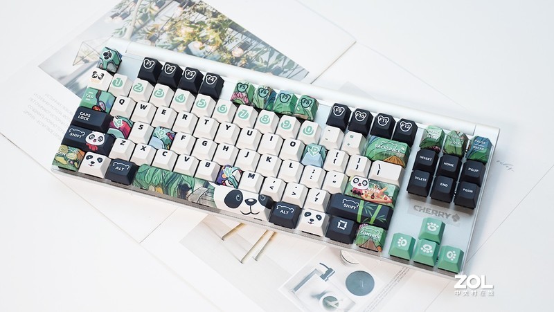 国风配色 扎实体验丨樱桃MX BOARD 8.0机械键盘