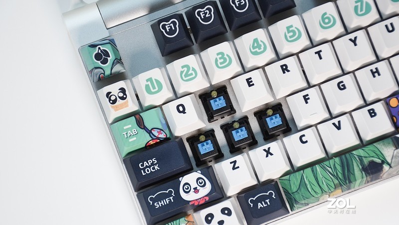 国风配色 扎实体验丨樱桃MX BOARD 8.0机械键盘