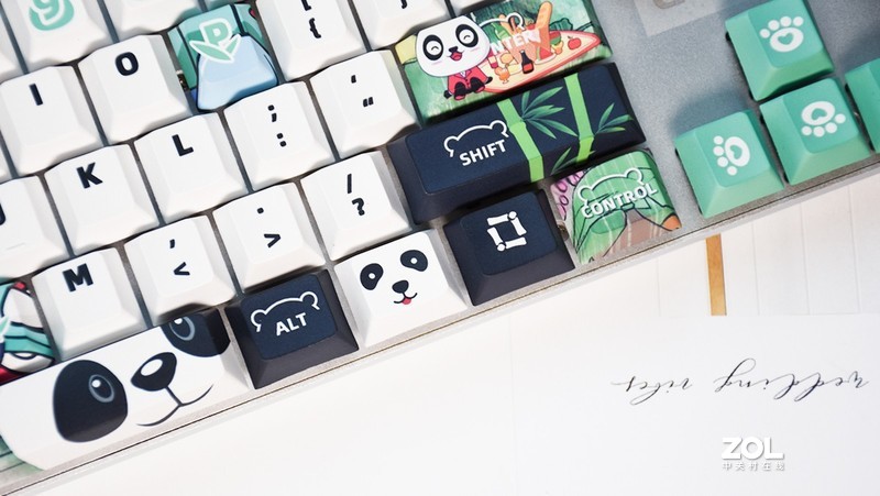 国风配色 扎实体验丨樱桃MX BOARD 8.0机械键盘