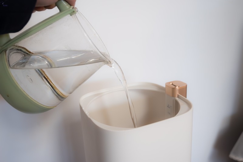 超大水箱持久水润，让这个冬天不干燥，摩飞有雾加湿器体验