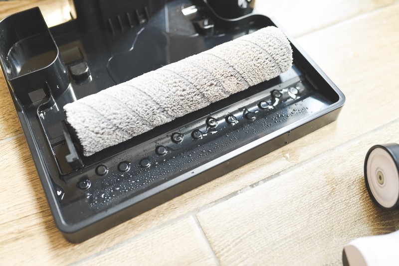 谁说洗地机都很贵？轻便小巧、各项全面的由利F1就是一个好选择