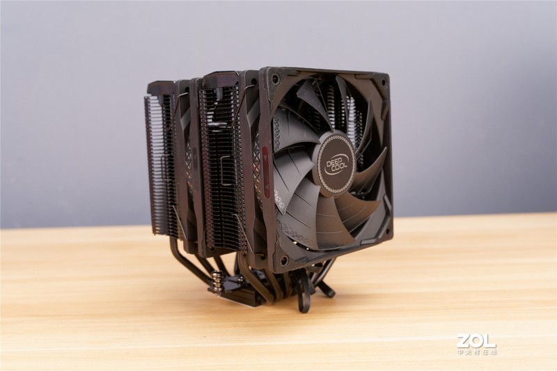 不惧炎热夏日装机新选择， XPG 入侵者&季风系列温柔台风评测