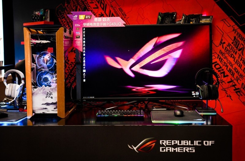 华硕召开超粤新次元2020秋季新品发布会，电竞显示器大放异彩