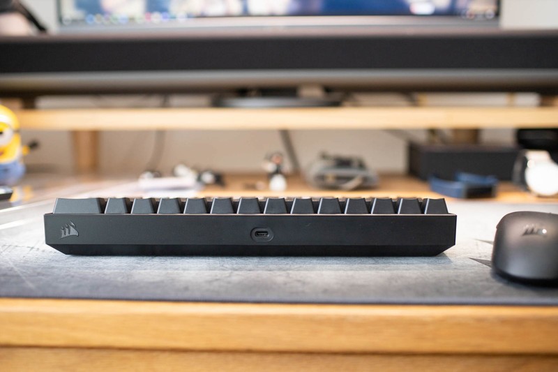 一把能让桌面空间变大的键盘，海盗船K65 Mini