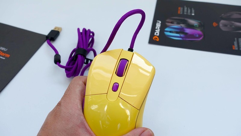 达尔优牧马人A960暴风Storm体验：轻而不飘，精准击打