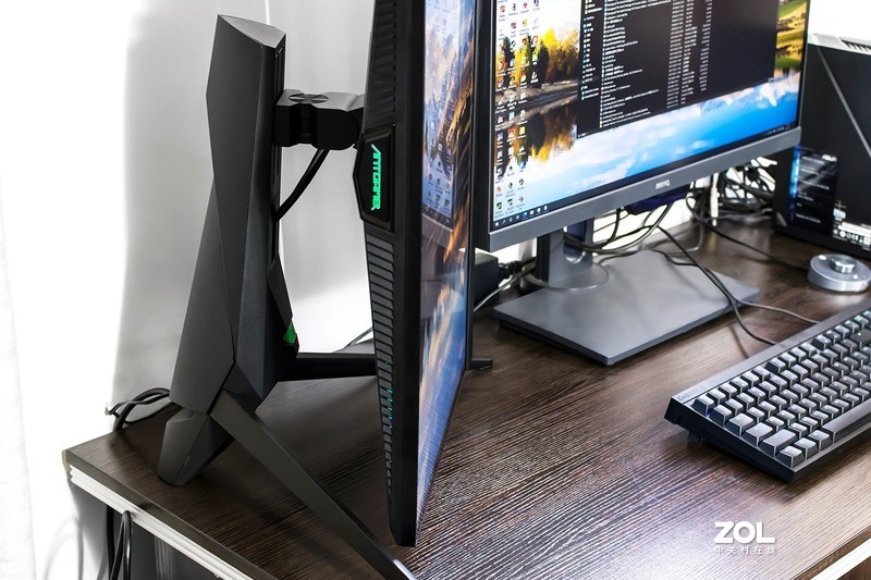 蚂蚁电竞ANT27VQ 165Hz显示器：享受丝般顺滑流畅画面就如此简单