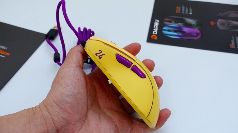 达尔优牧马人A960暴风Storm体验：轻而不飘，精准击打