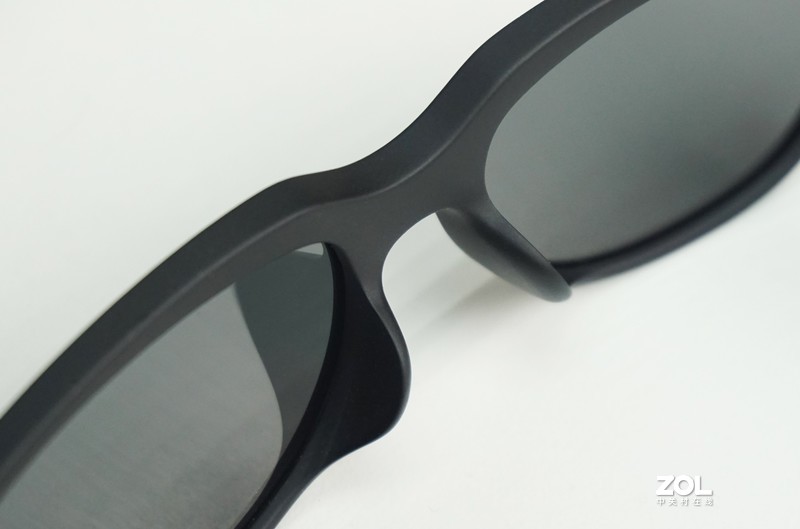 上班用它不怕老板出现？雷柏Z1 Sport智能音频眼镜体验