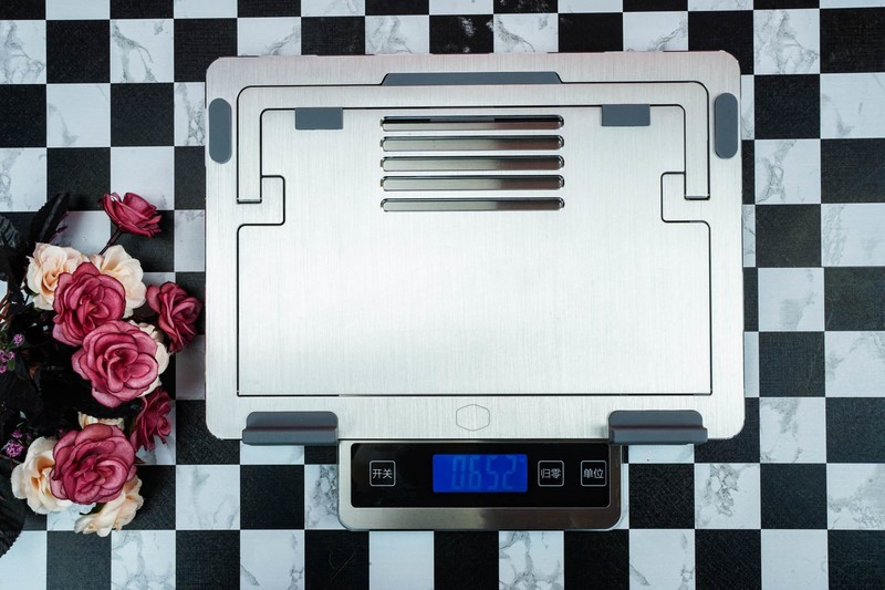 酷冷至尊Ergo铝支架：更轻，更薄，笔记本电脑必备神器