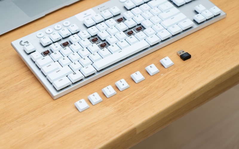 确实贵，但真的好用，罗技G913TKL无线机械键盘全面测评