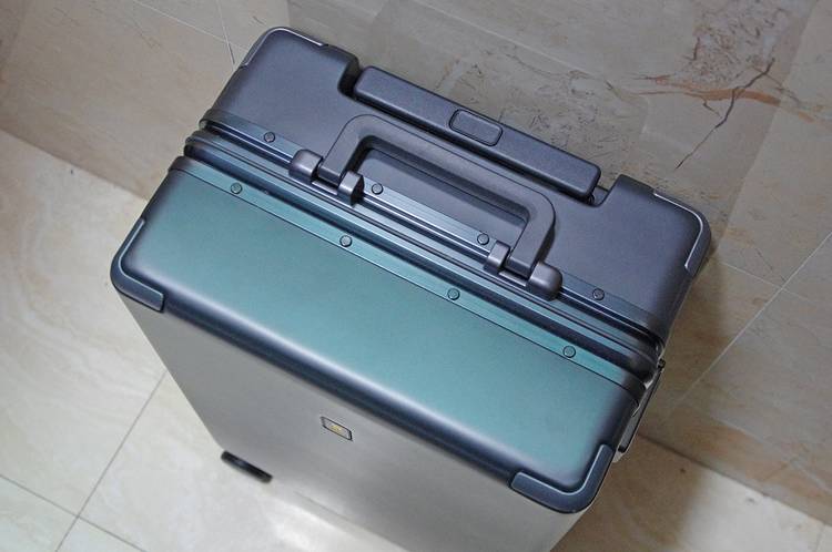 有型有款，表现不凡：地平线8号 POWER 系列登机箱体验