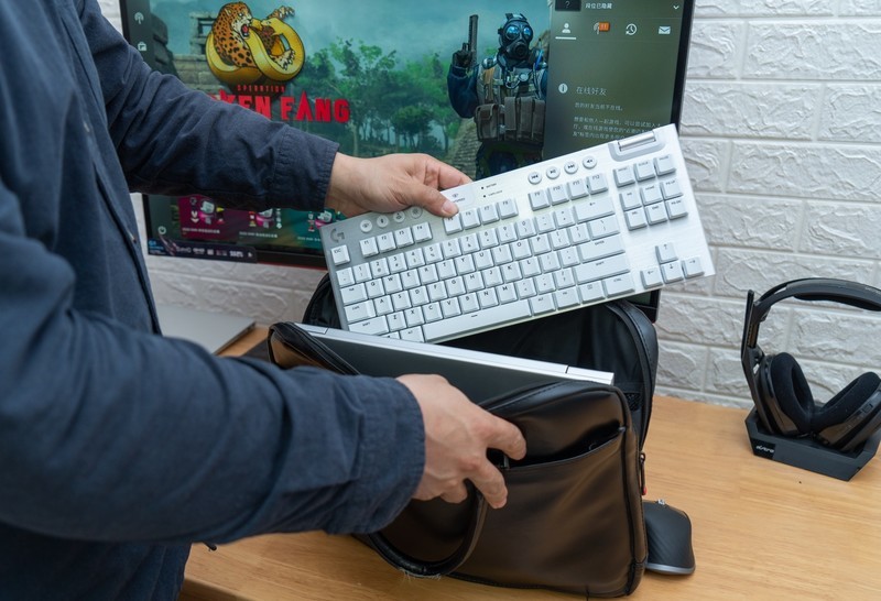 确实贵，但真的好用，罗技G913TKL无线机械键盘全面测评