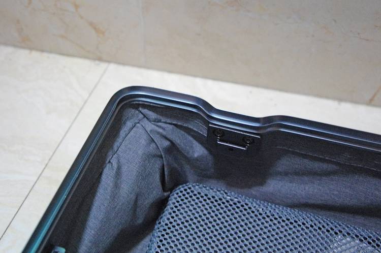 有型有款，表现不凡：地平线8号 POWER 系列登机箱体验