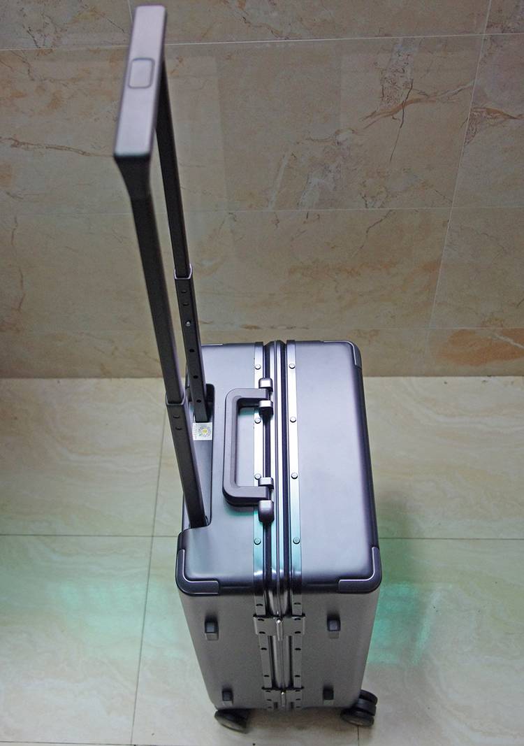 有型有款，表现不凡：地平线8号 POWER 系列登机箱体验