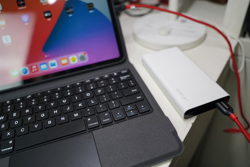 全副武装到牙齿！iPhone12 PRO保护配件入坑与踩坑分享