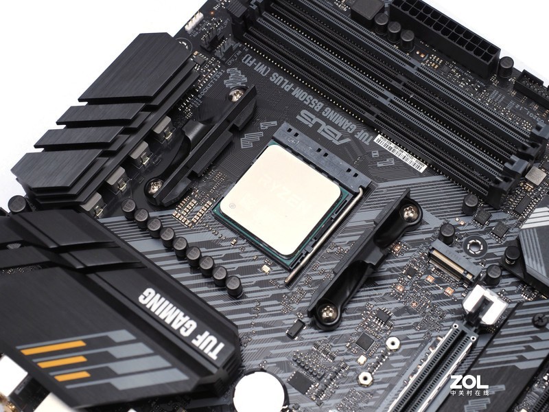 趣造里面塞风冷5950X+3090：19L的西装暴徒大核弹