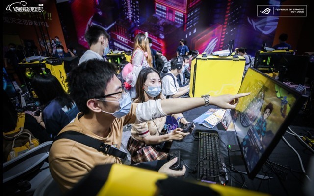 WiFi6电竞路由硬核登场，核聚变2021高光时刻