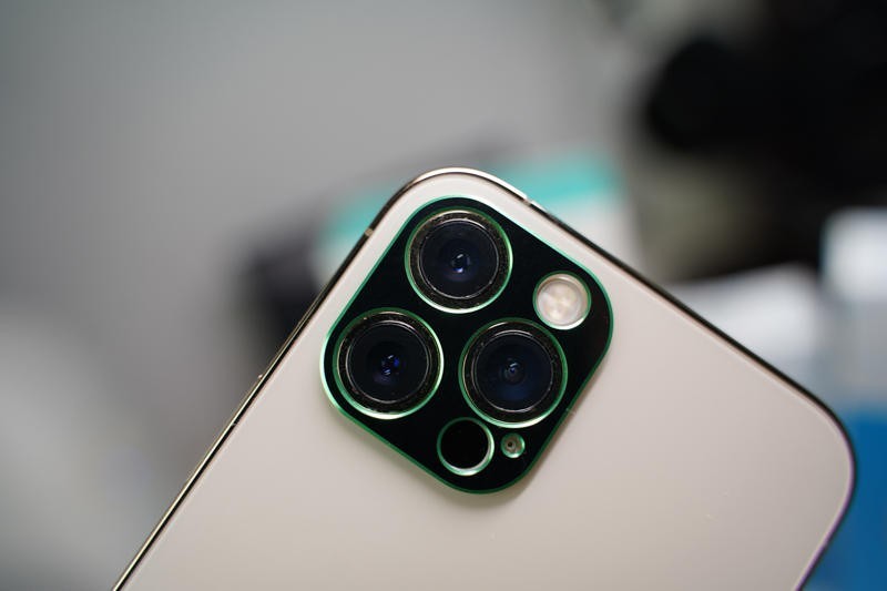 全副武装到牙齿！iPhone12 PRO保护配件入坑与踩坑分享