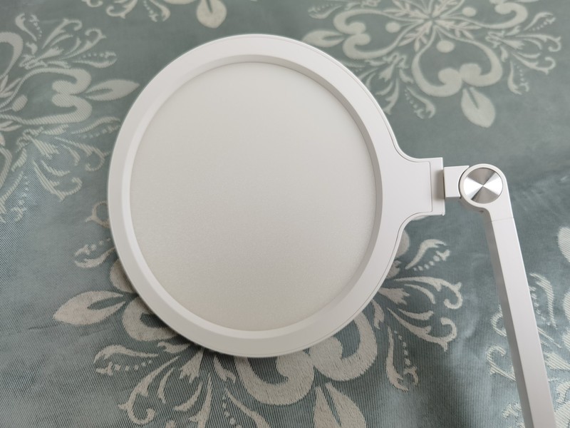 百元自带学习模式的台灯，就看华为智选智能台灯2体验