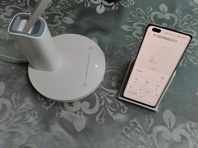 百元自带学习模式的台灯，就看华为智选智能台灯2体验