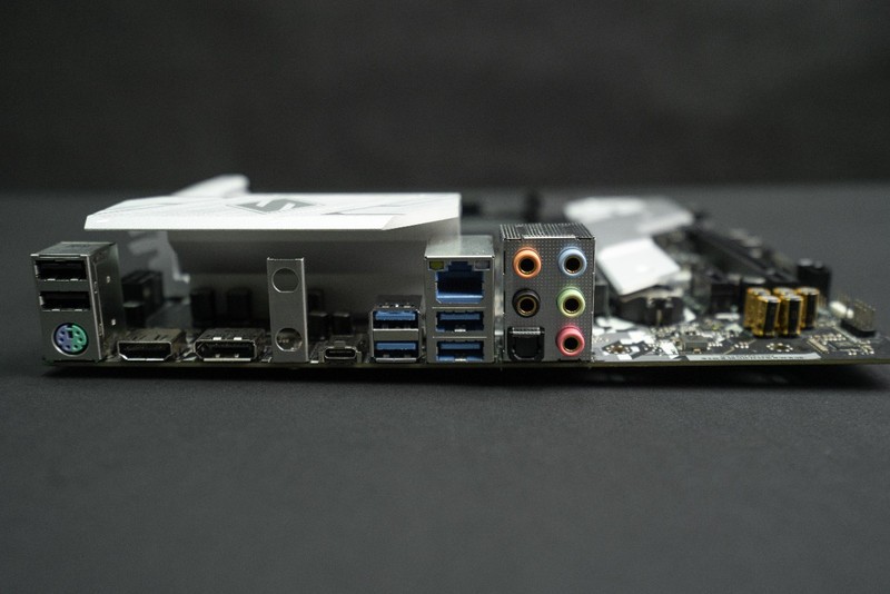 精良做工的性价比主板|B460M Steel Legend分享评测