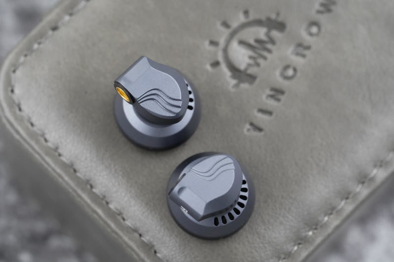 快乐肥宅平头塞体验：音可若瓦yincrow天牛平头塞RW-3000